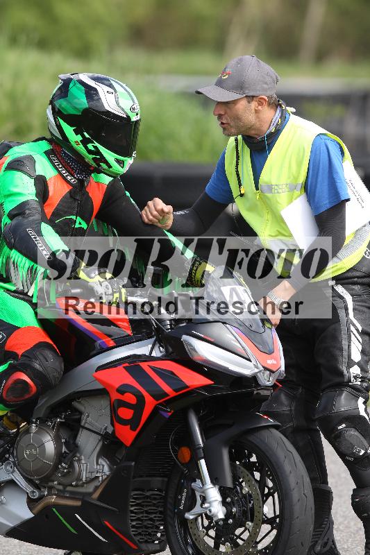 Archiv-2025/10 23.04.2025 Cornu Master School ADR/gruen-vert/41